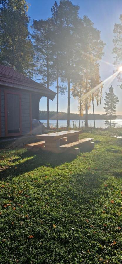Lakeside Log Cabin Fraemby Udde Falun Exterior photo