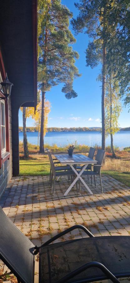Lakeside Log Cabin Fraemby Udde Falun Exterior photo