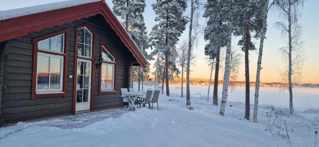 Lakeside Log Cabin Fraemby Udde Falun Exterior photo